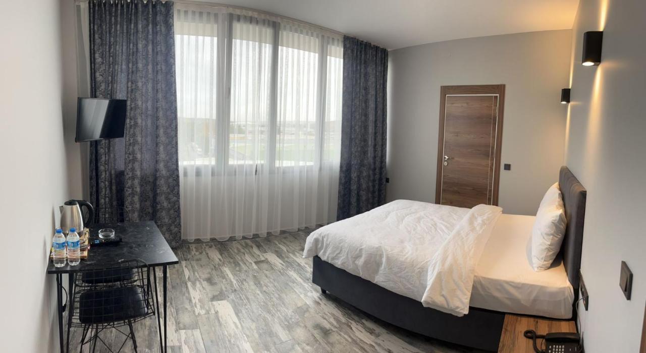 Tuzla Suite Otel Istanbul Exteriör bild